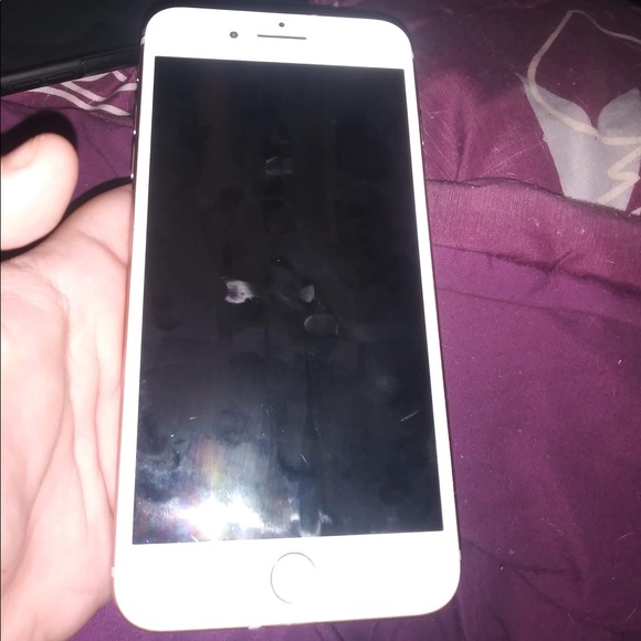 Rose gold iPhone 8plus - Picture 1 of 4